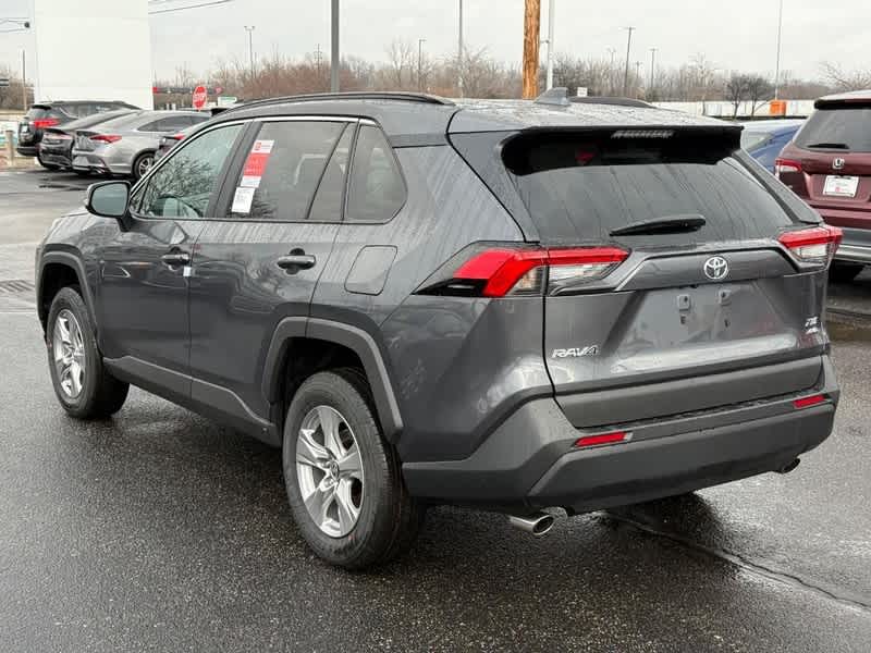 2025 Toyota RAV4 XLE AWD