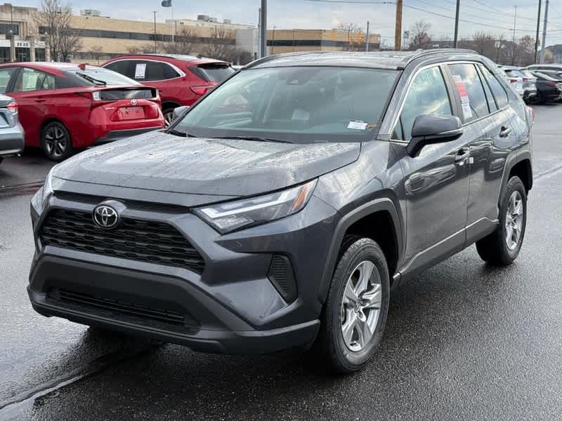 2025 Toyota RAV4 XLE AWD