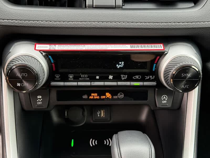 2025 Toyota RAV4 XLE AWD