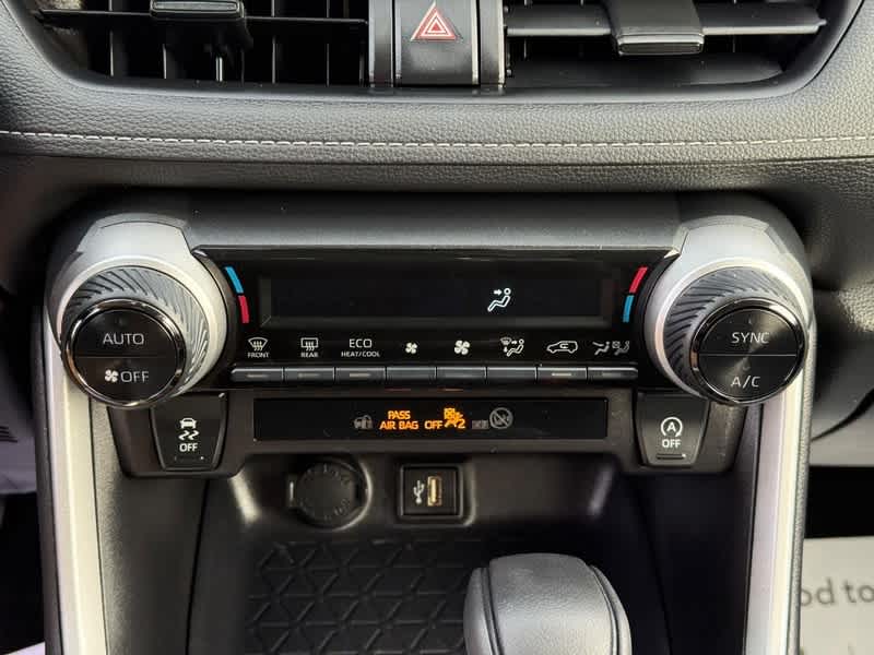 2025 Toyota RAV4 XLE AWD