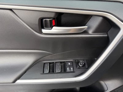 2025 Toyota RAV4 XLE AWD