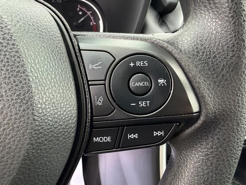 2025 Toyota RAV4 XLE AWD