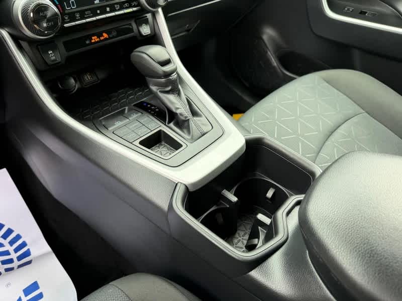 2025 Toyota RAV4 XLE AWD