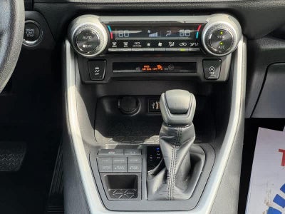 2025 Toyota RAV4 XLE AWD