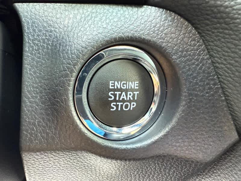 2025 Toyota RAV4 XLE AWD