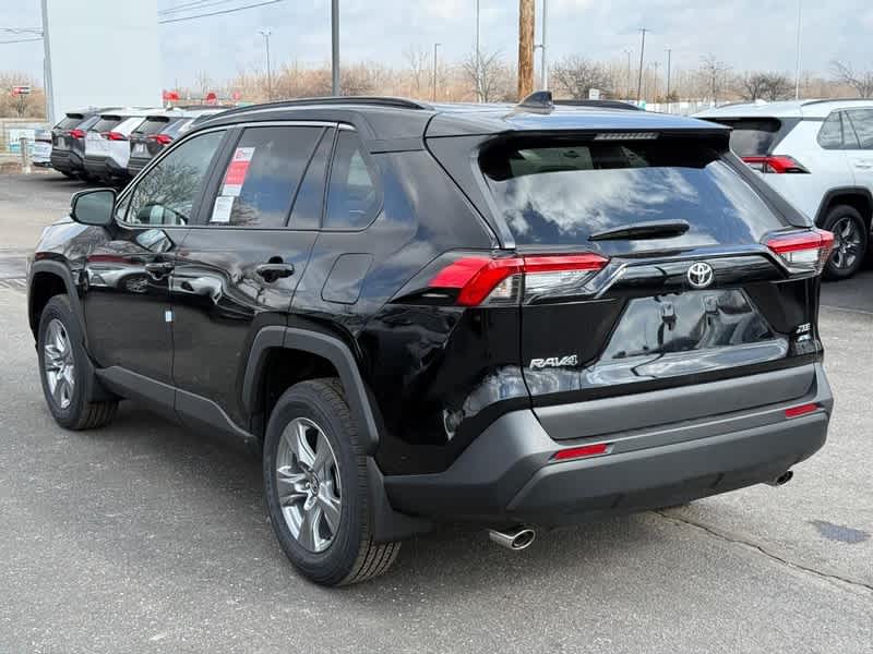 2025 Toyota RAV4 XLE AWD