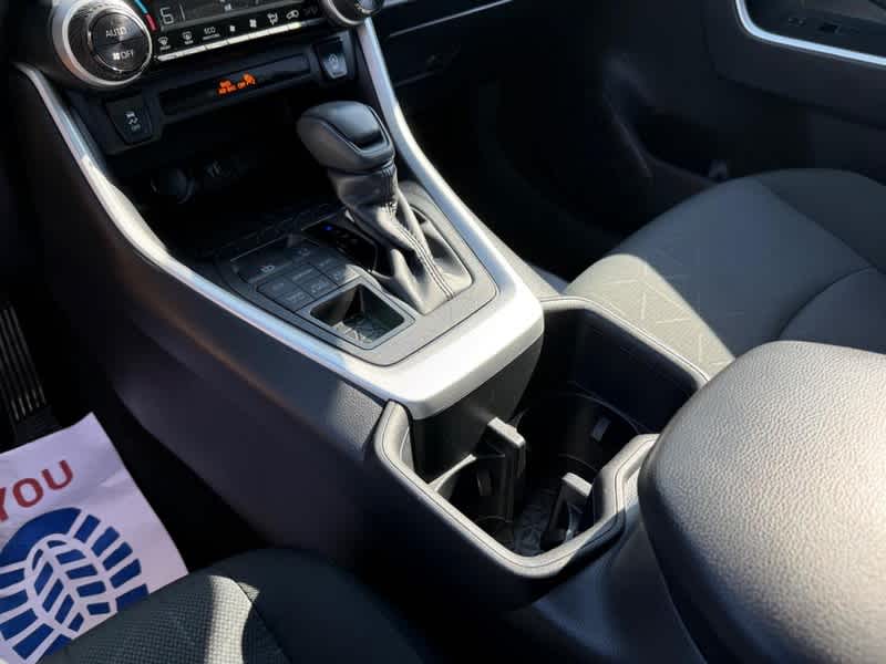 2025 Toyota RAV4 XLE AWD