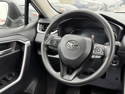 2025 Toyota RAV4 XLE AWD