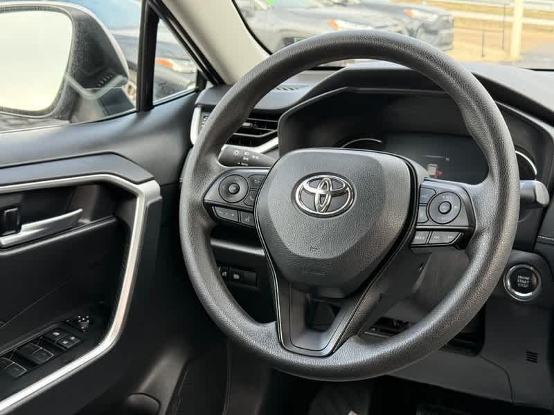 2025 Toyota RAV4 XLE AWD