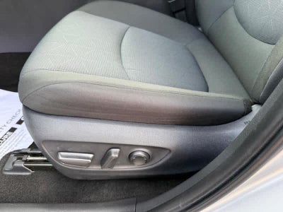 2025 Toyota RAV4 XLE AWD