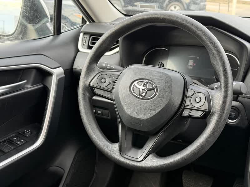 2025 Toyota RAV4 XLE AWD