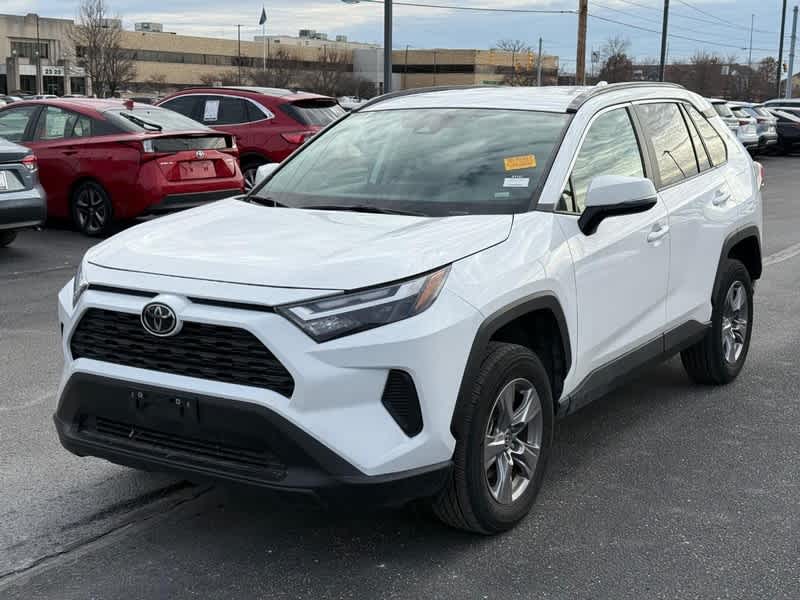 2025 Toyota RAV4 XLE AWD