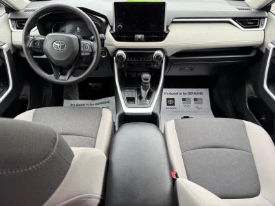 2025 Toyota RAV4 XLE AWD