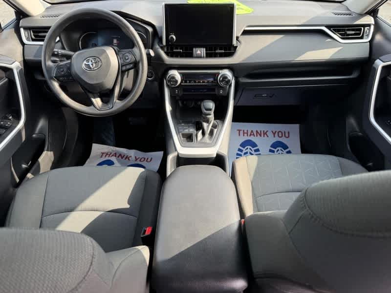 2025 Toyota RAV4 XLE AWD