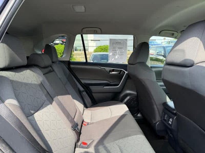 2025 Toyota RAV4 XLE AWD