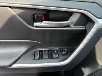 2025 Toyota RAV4 XLE AWD