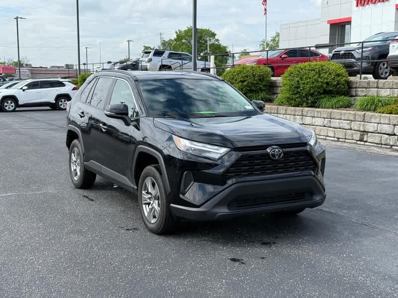 2025 Toyota RAV4 XLE AWD