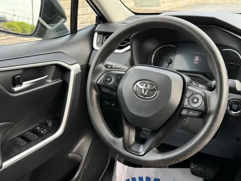 2025 Toyota RAV4 XLE AWD