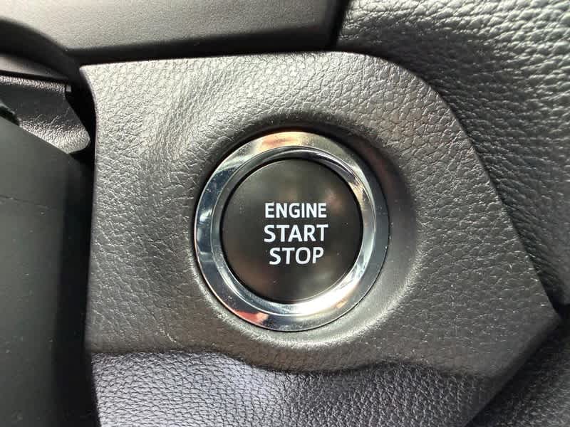 2025 Toyota RAV4 XLE AWD