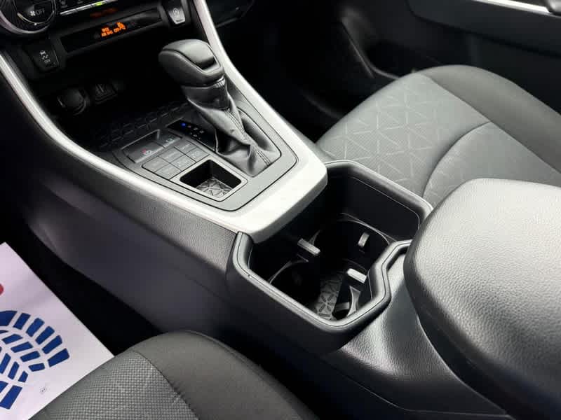 2025 Toyota RAV4 XLE AWD