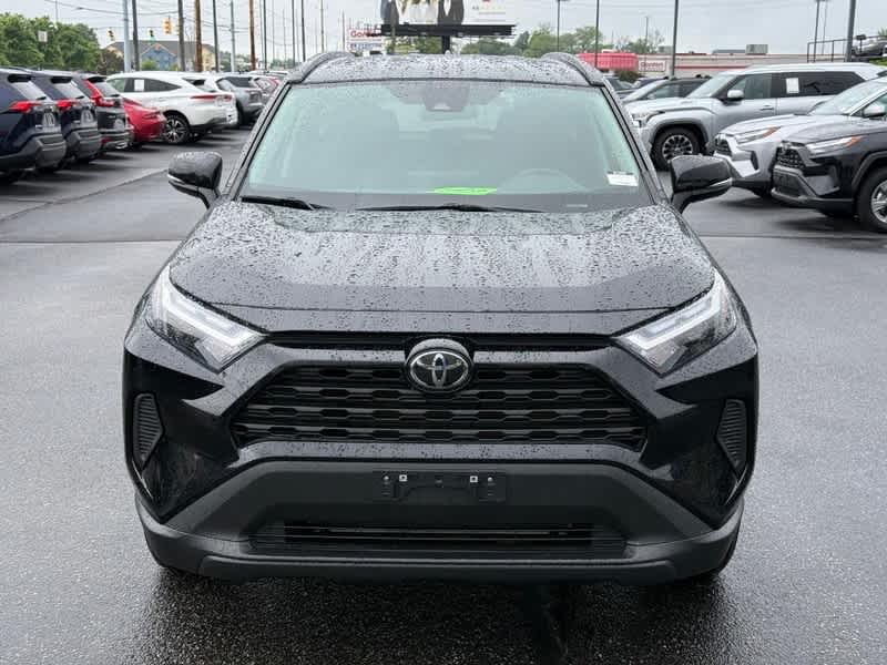 2025 Toyota RAV4 XLE AWD