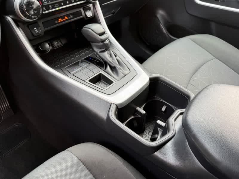 2025 Toyota RAV4 XLE AWD