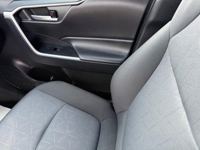 2025 Toyota RAV4 XLE AWD
