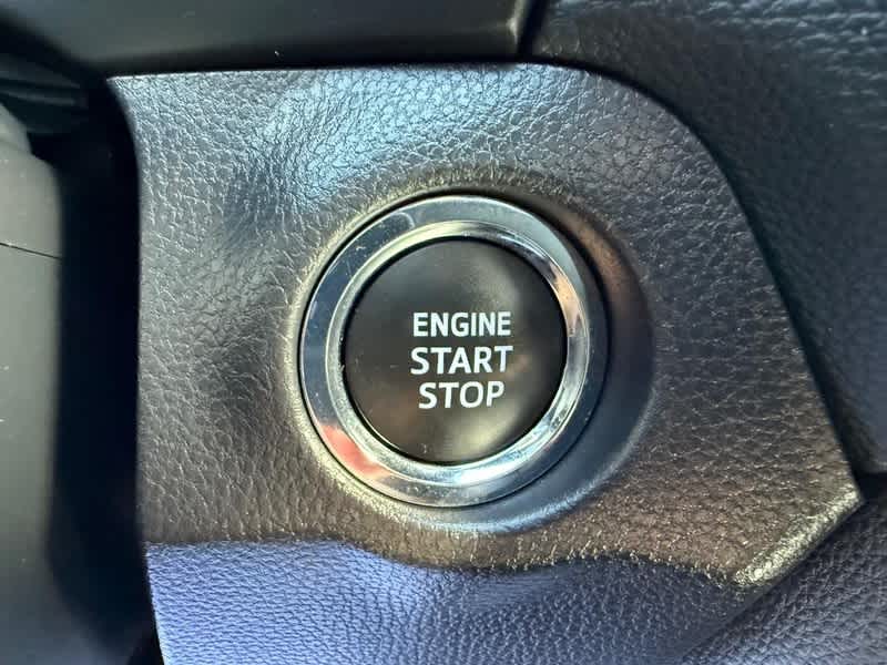 2025 Toyota RAV4 XLE AWD