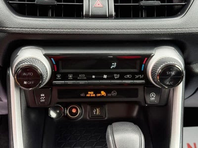 2025 Toyota RAV4 XLE AWD