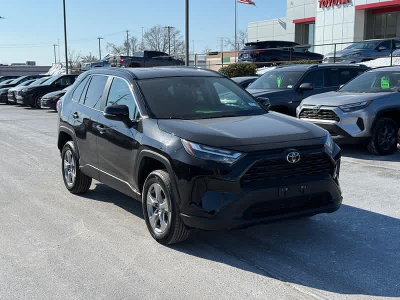 2025 Toyota RAV4 XLE AWD
