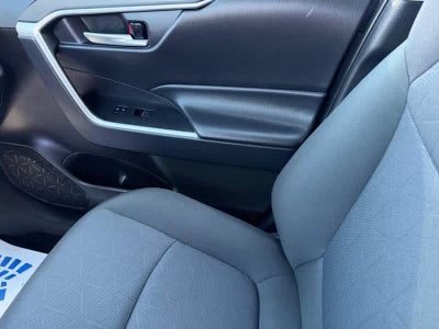 2025 Toyota RAV4 XLE AWD