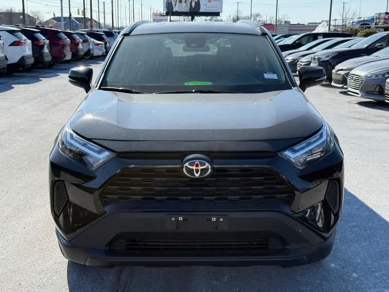 2025 Toyota RAV4 XLE AWD