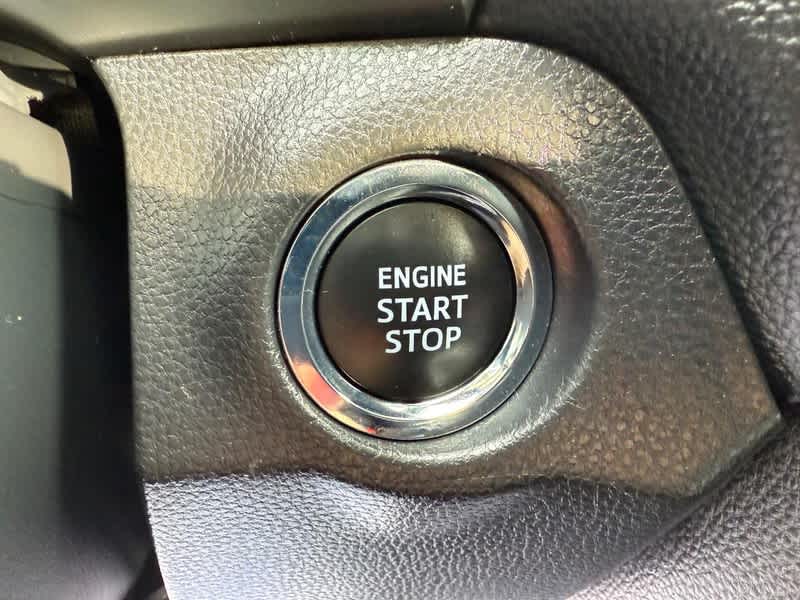 2025 Toyota RAV4 XLE AWD