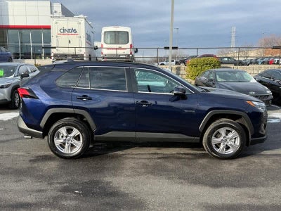 2025 Toyota RAV4 XLE AWD