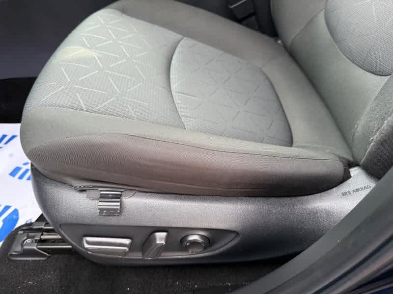 2025 Toyota RAV4 XLE AWD