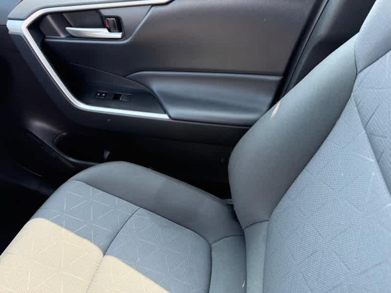 2025 Toyota RAV4 XLE AWD