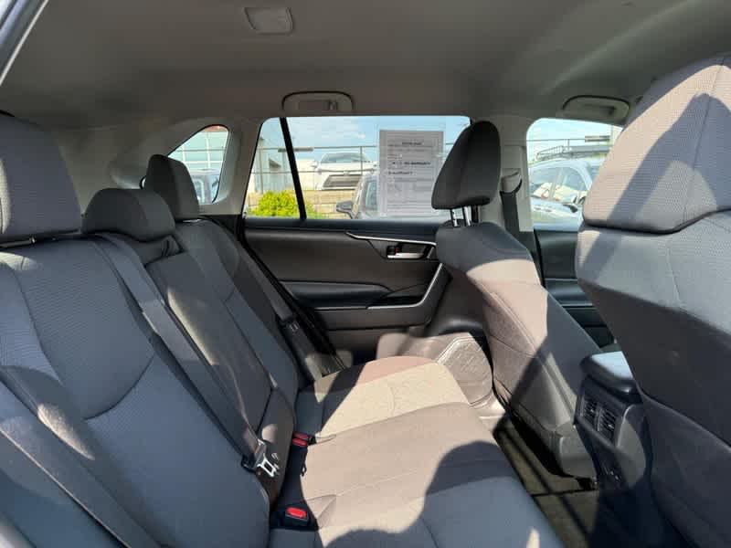 2025 Toyota RAV4 XLE AWD