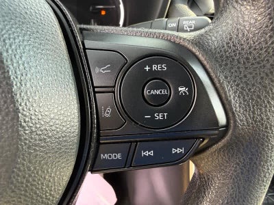 2025 Toyota RAV4 XLE AWD