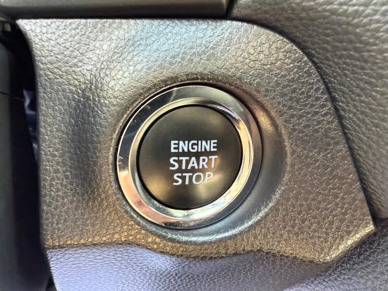 2025 Toyota RAV4 XLE AWD