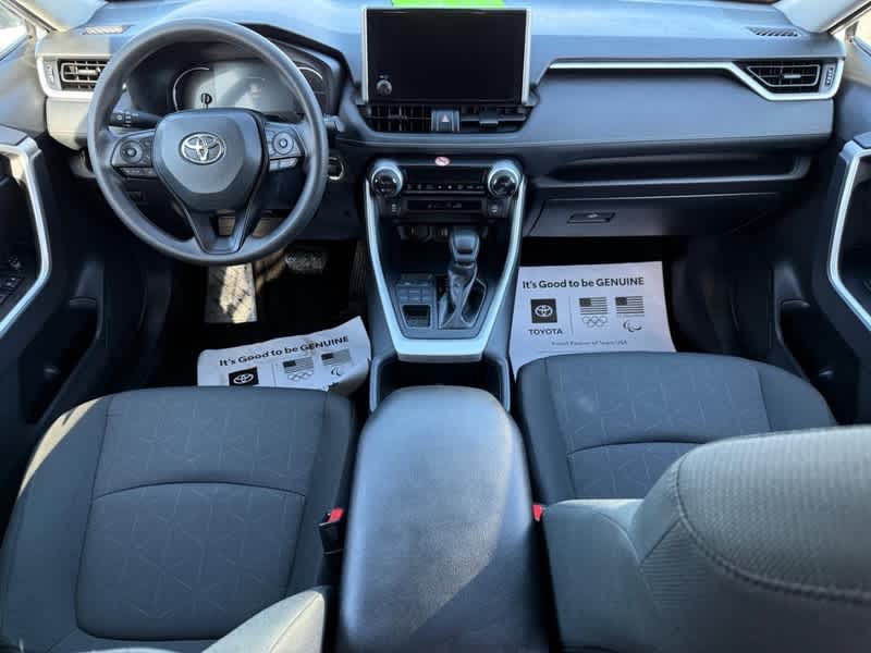 2025 Toyota RAV4 XLE AWD