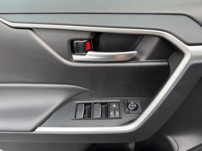 2025 Toyota RAV4 XLE AWD