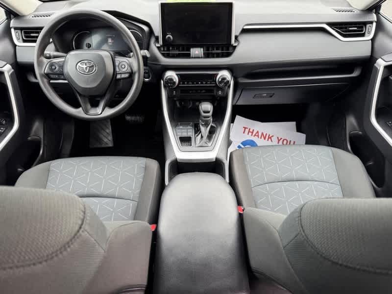 2025 Toyota RAV4 XLE AWD