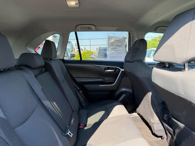 2025 Toyota RAV4 XLE FWD