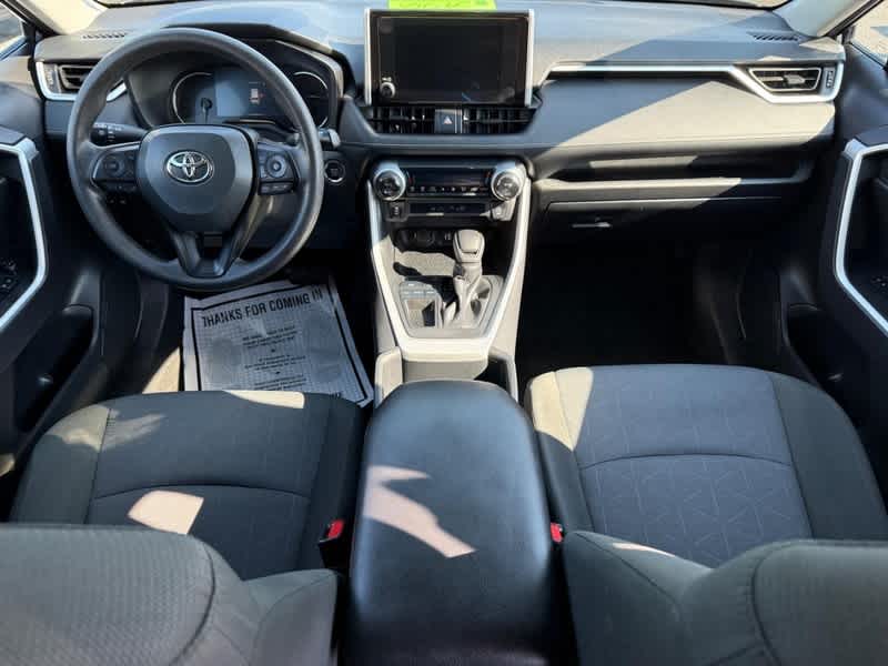 2025 Toyota RAV4 XLE FWD
