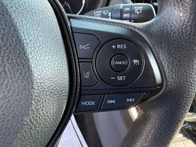 2025 Toyota RAV4 XLE FWD