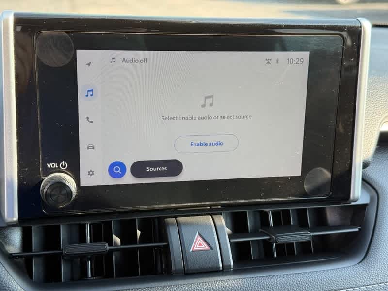 2025 Toyota RAV4 XLE FWD