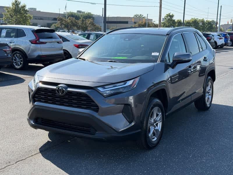 2025 Toyota RAV4 XLE FWD