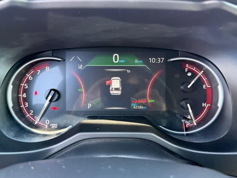 2025 Toyota RAV4 XLE FWD