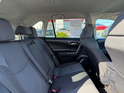 2025 Toyota RAV4 XLE FWD