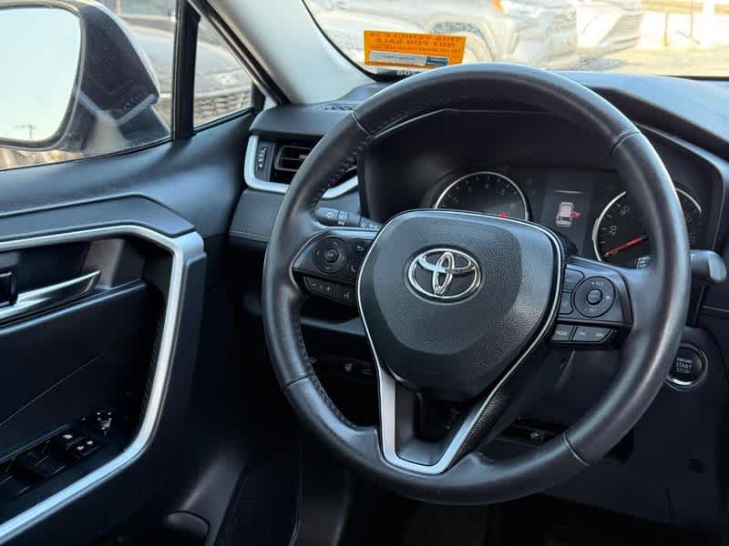 2020 Toyota RAV4 XLE FWD